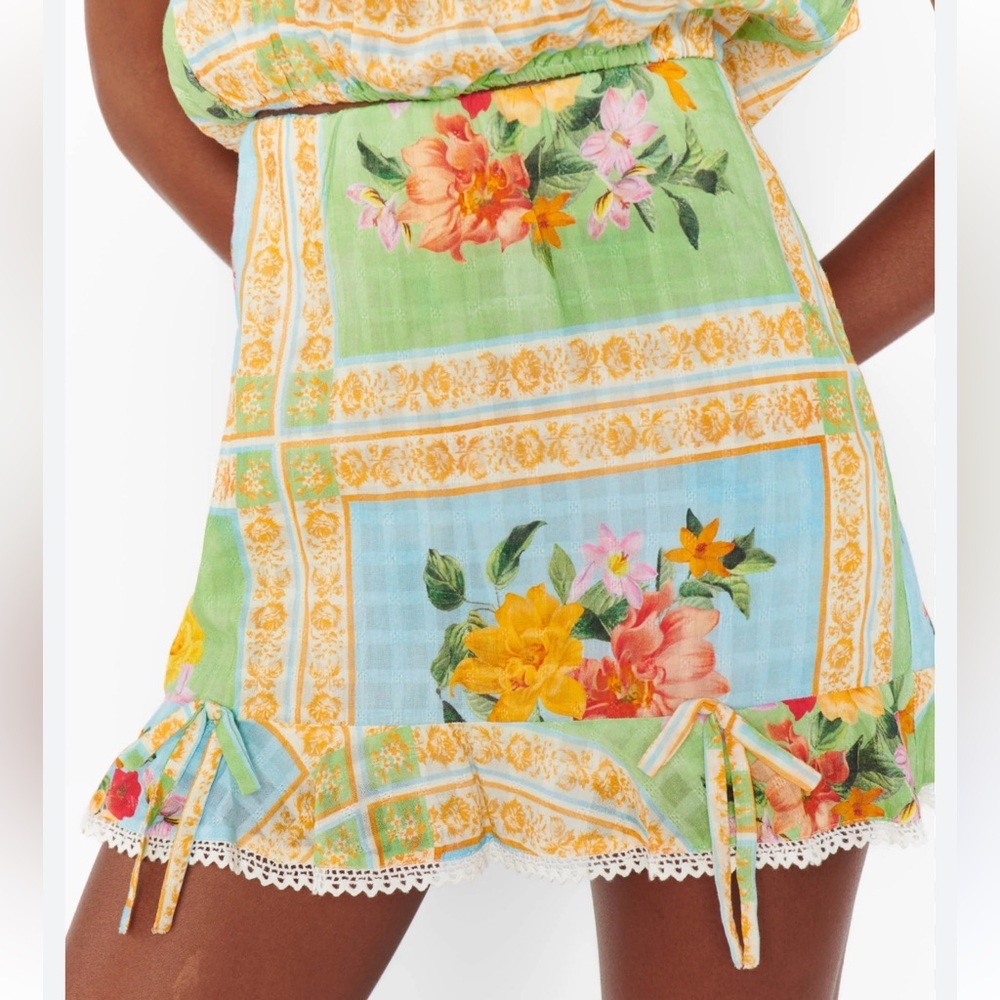 Show Me Your MuMu All Night Ruffle Skort in Country Bouquet